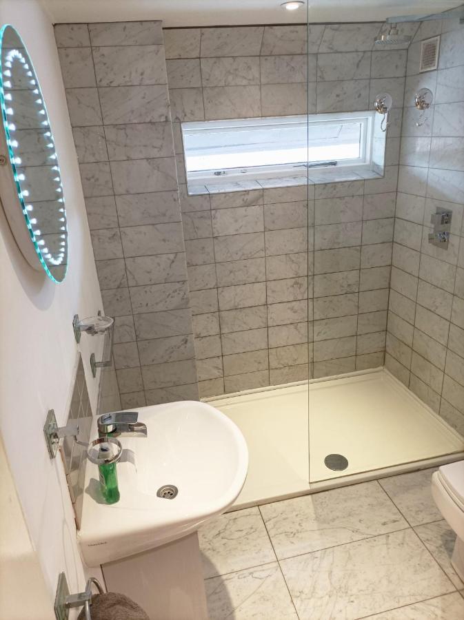 Mezzanine Style Studio Apartment 8 Londra Esterno foto
